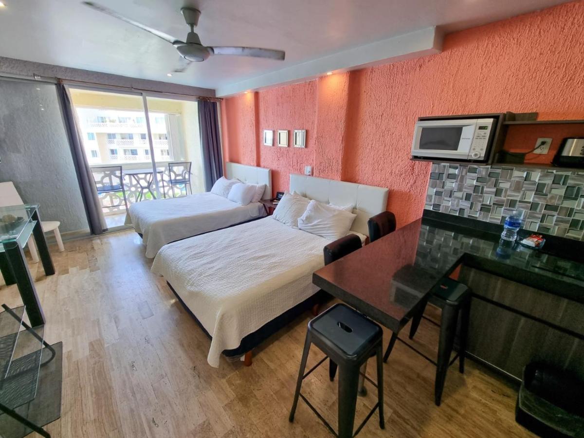 Cancun Plaza Condo Apartment Exterior photo
