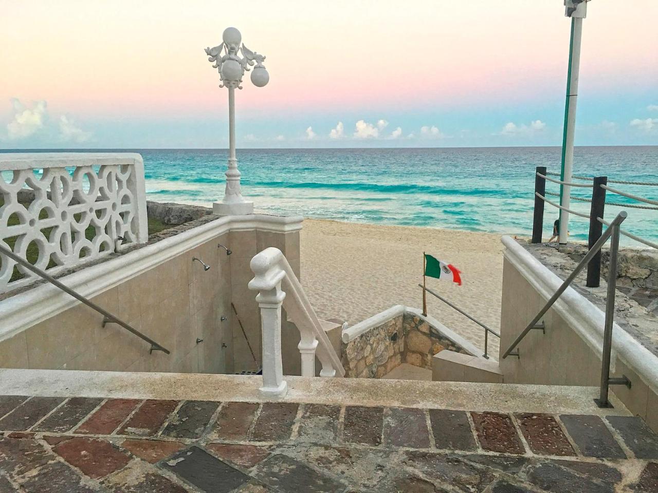 Cancun Plaza Condo Apartment Exterior photo